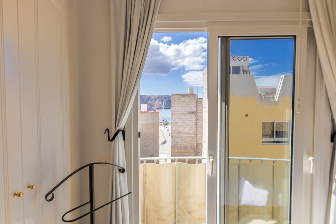 Tijeritas Cool Sea Breeze Apartment Лос Кристианос Екстериор снимка